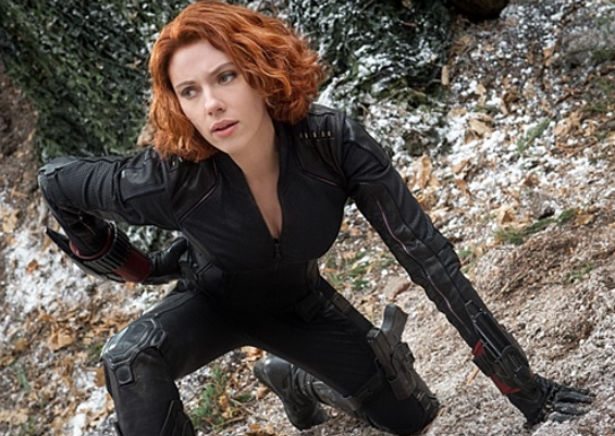 스칼렛 요한슨의 대표작 블랙위도우 장면