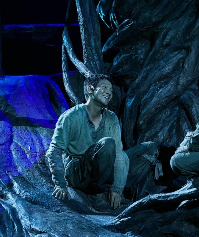 손석구나무위의군대