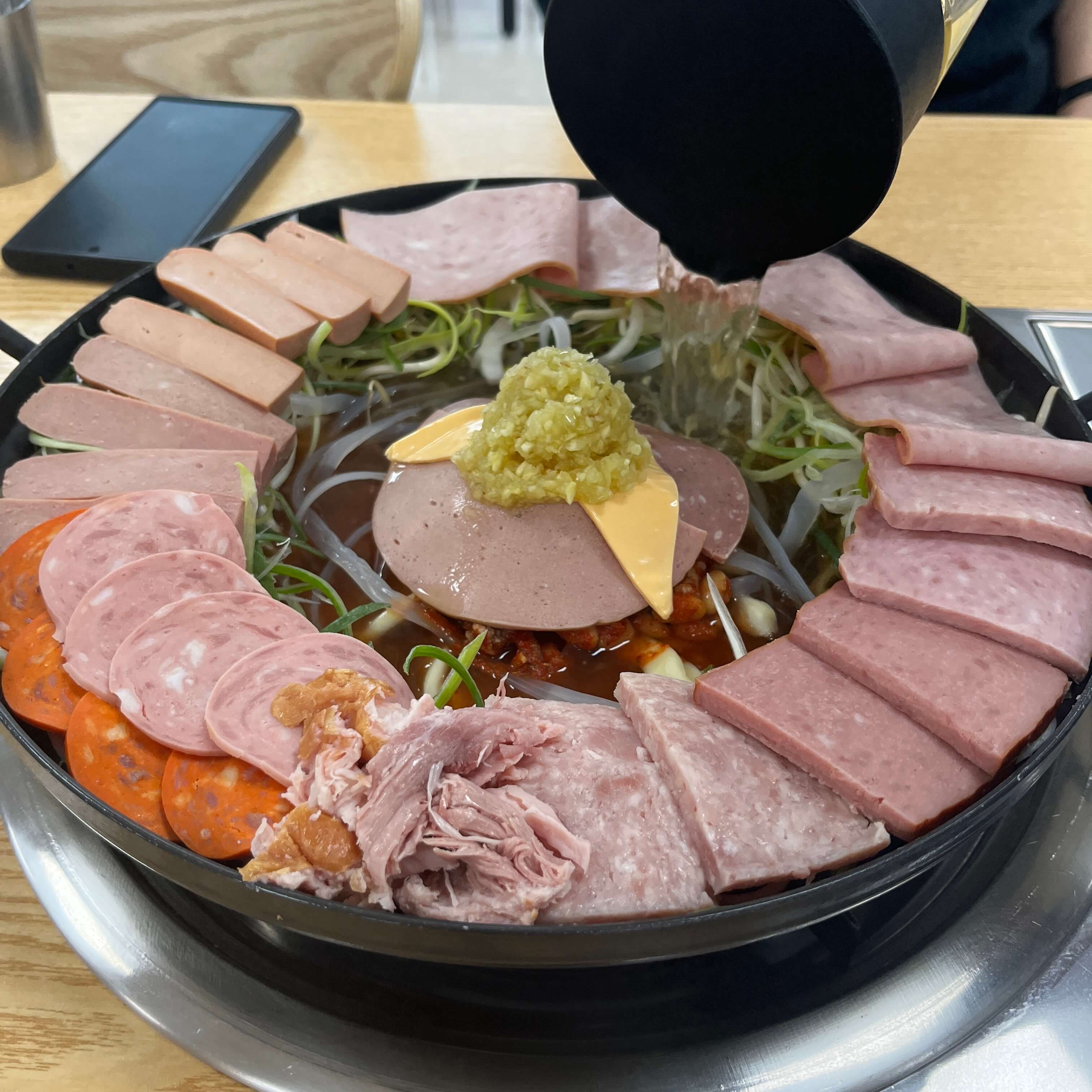 부대찌개