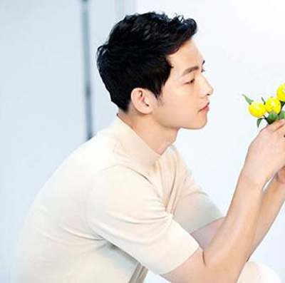 송중기 화보 사진