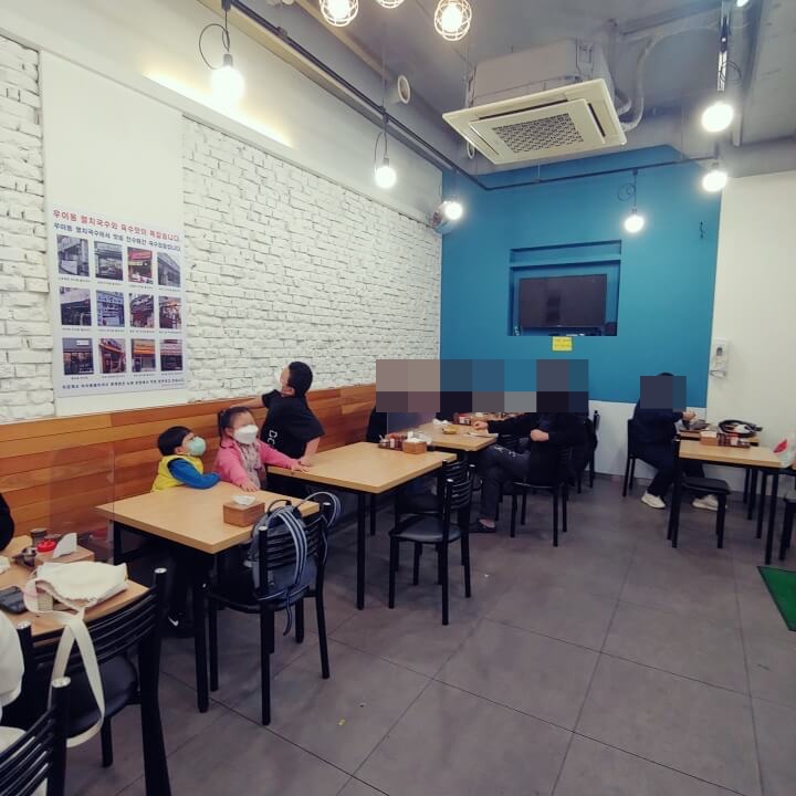 우이동멸치국수-실내-분위기-사진