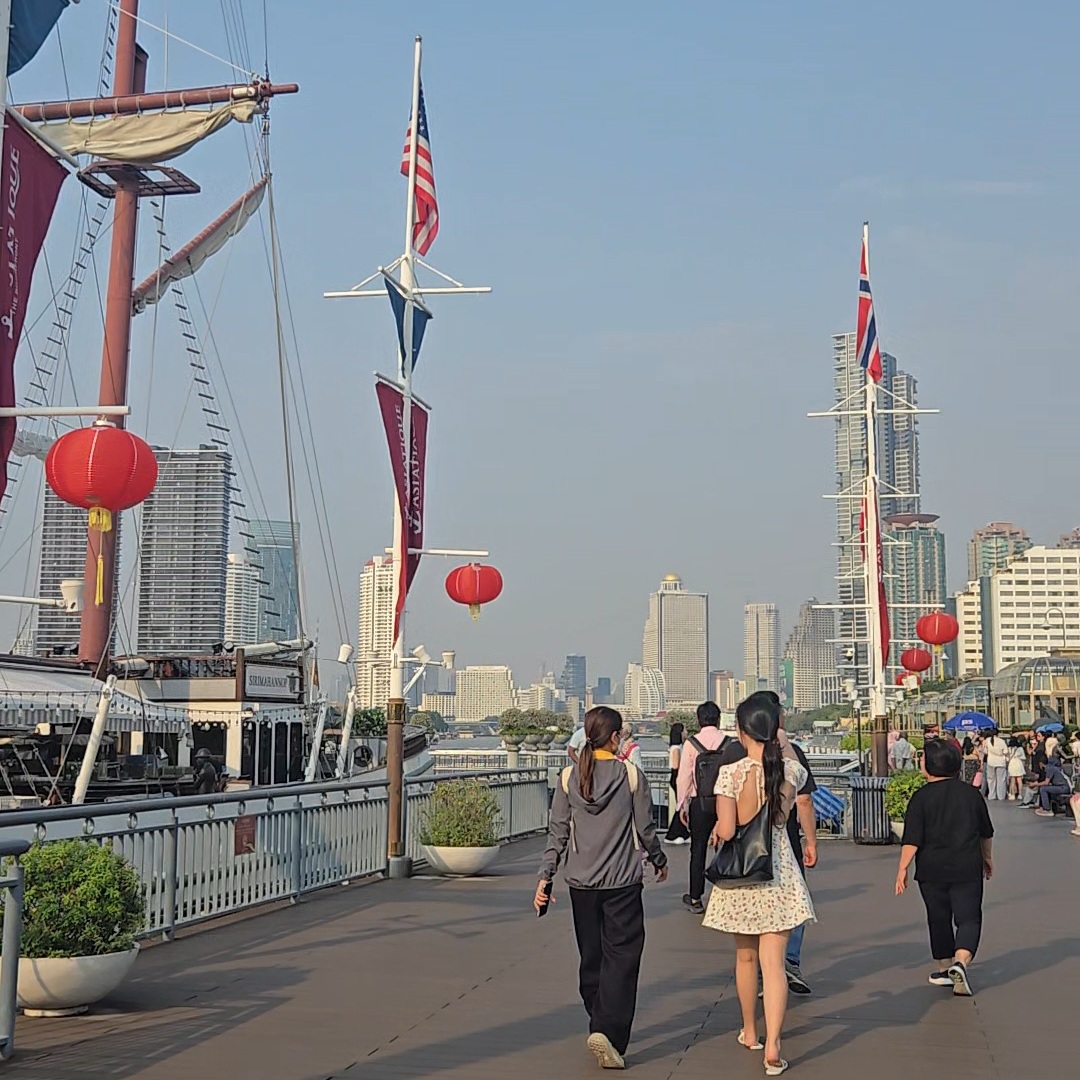 짜오프라야 프린센스 크루즈 아시아티크 선착장