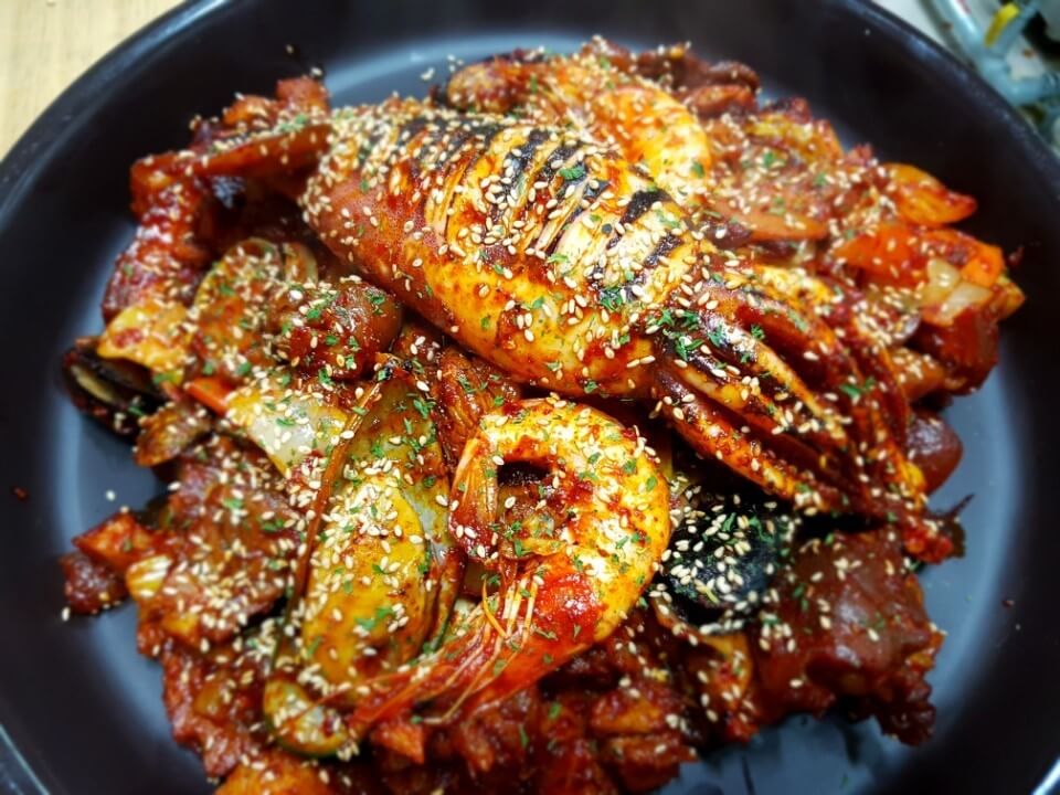 생생정보통 통오징어튀김 국물족발 포천 맛집