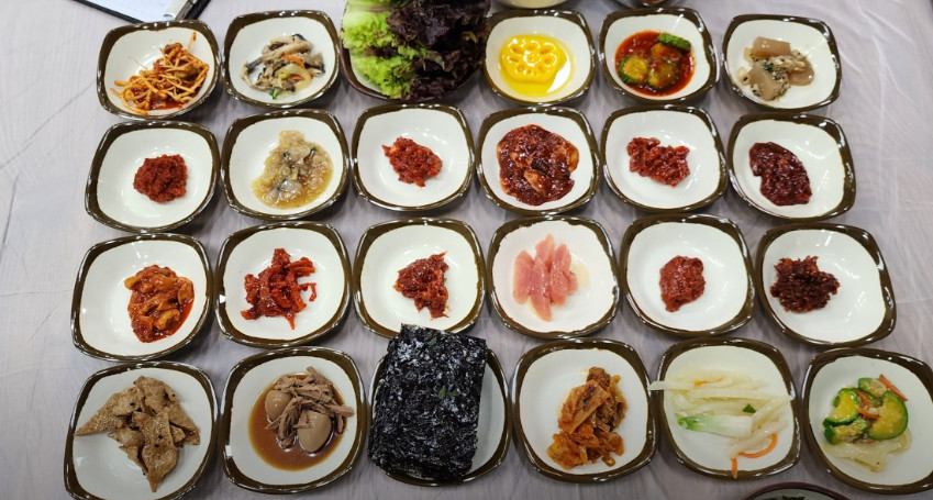 극한직업 논산 강경 젓갈백반 맛집 정보