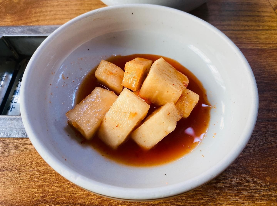 유성구-맛집-한우곰탕-깍두기