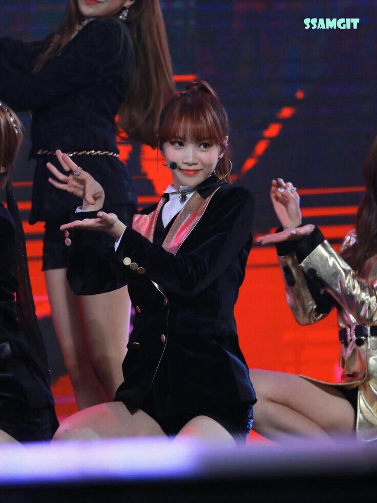 김채원 사진 모음 김채원 사진 모음