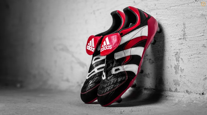 아디다스 프레데터 축구화