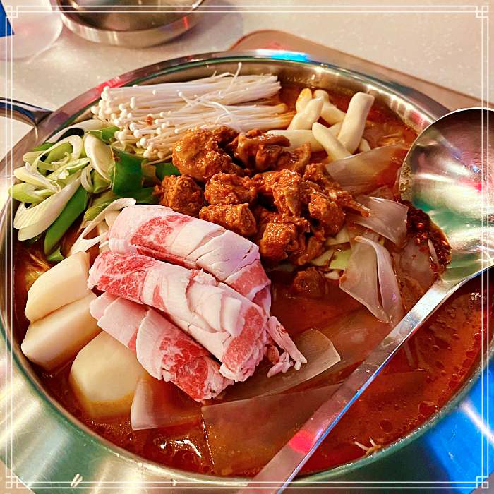 고기서 만나 관악, 신림 투움바 로제 닭볶음탕 맛집