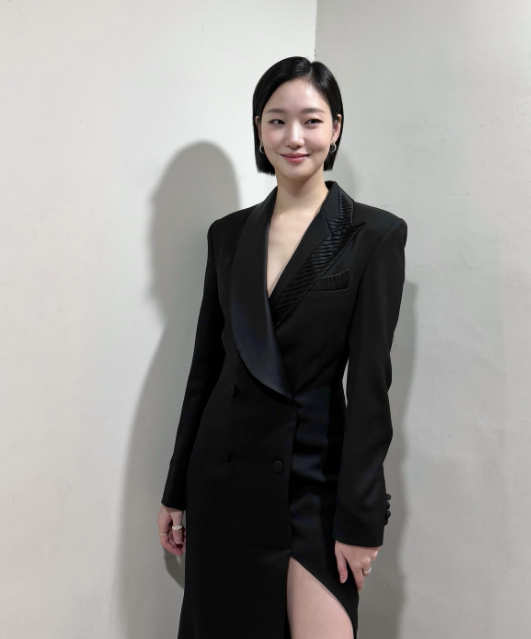 김고은