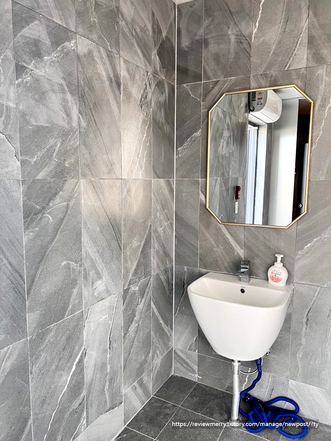 화장실 세면대