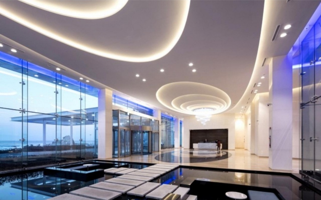 썬크루즈호텔 로비