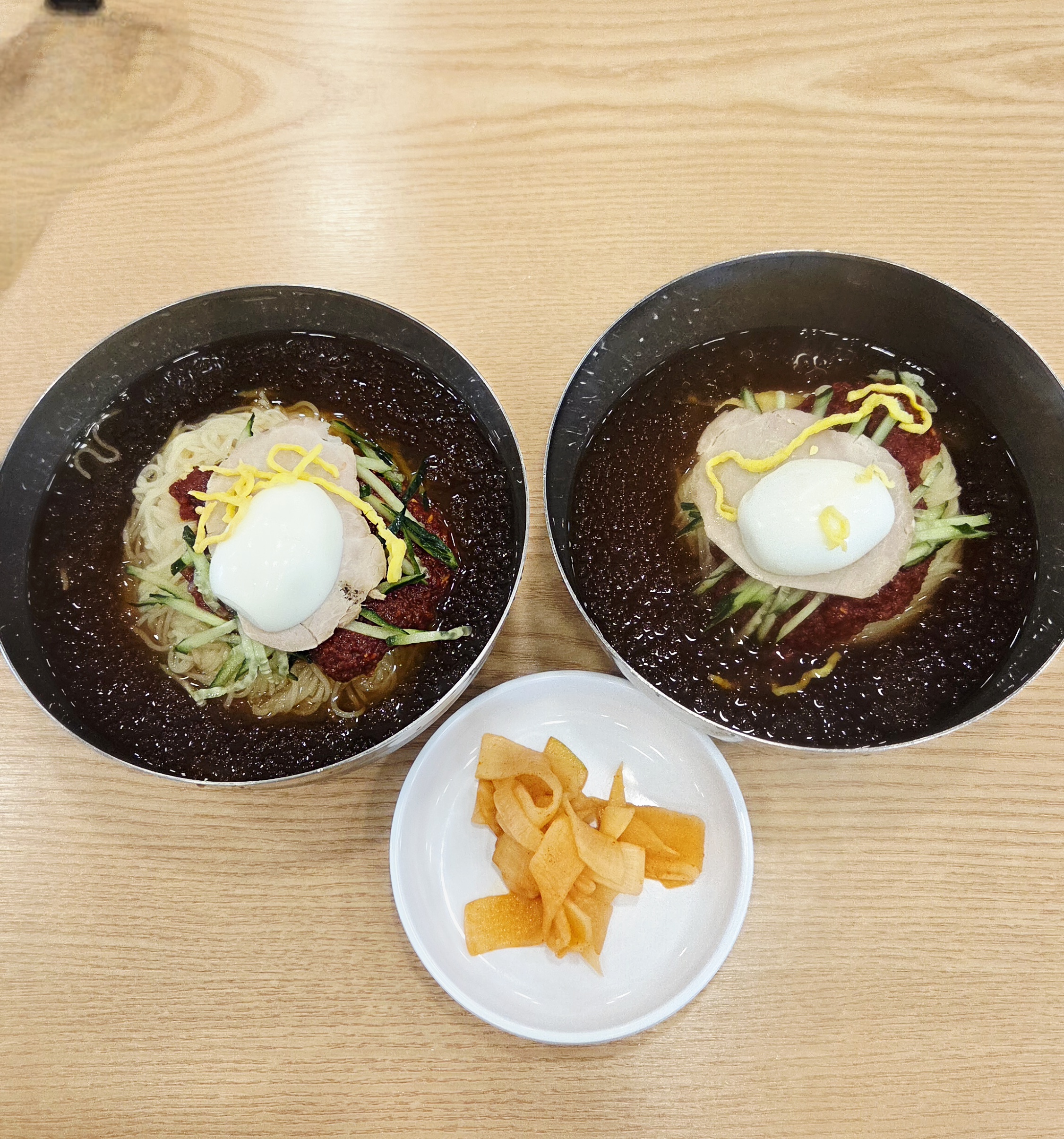 주문한 밀면 2그릇, 화명동 명가밀면 살얼음 물밀면 비주얼