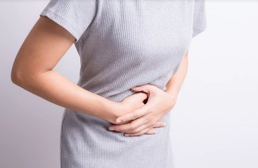 여자 오른쪽 아랫배 통증 의심되는 병