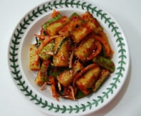 오이무침 그릇에 담긴 사진 인포그래픽