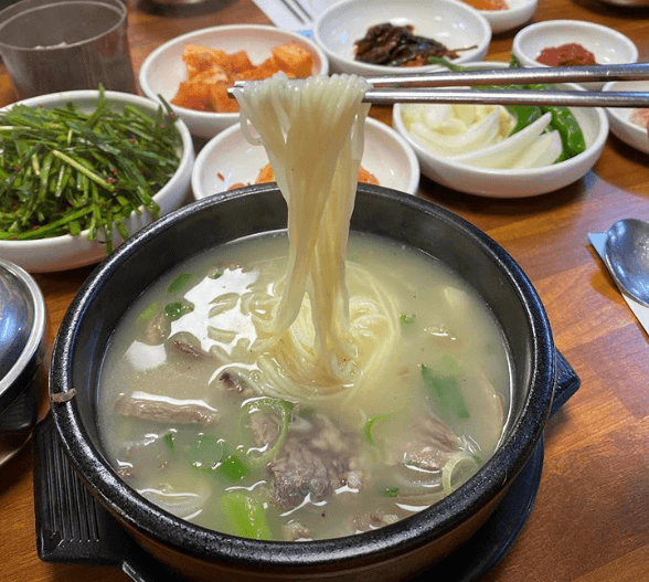 [6시 내고향] 울산 울주군 언양알프스시장 소머리곰탕맛집 청기와곰탕&amp;#44; 붕장어회 생선횟집&amp;#44; 두부푸딩&amp;#44; 두텁떡&amp;#44; 문어숙회&amp;#44; 한우암소