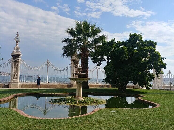 돌마바흐체-정원