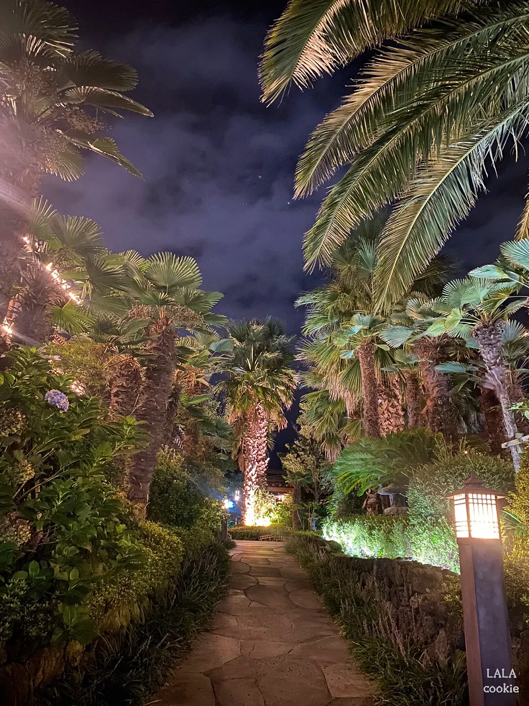 제주도-남쪽-숙소-한옥호텔-한라궁-산책길