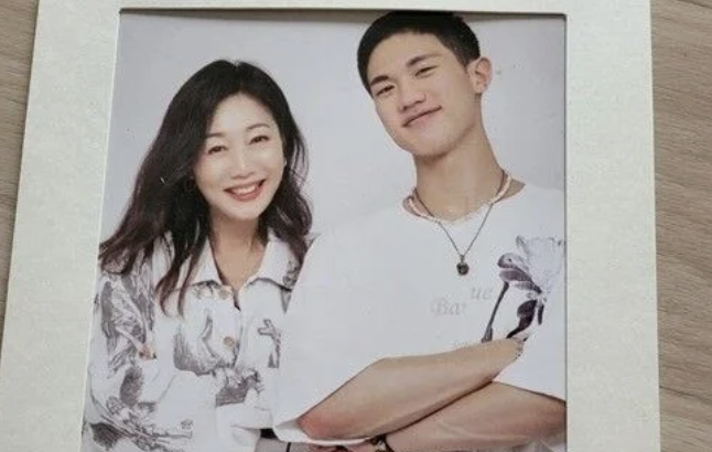 배우 방은희 아들