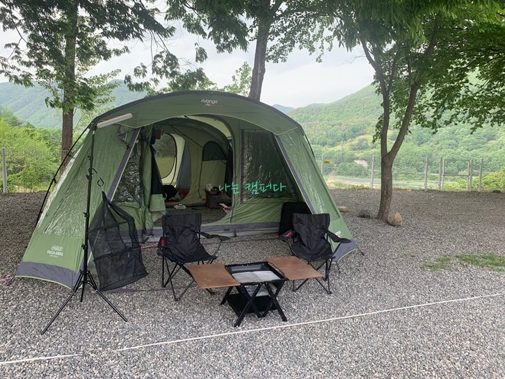 옛날학교 캠핑장-파쇄석 사이트