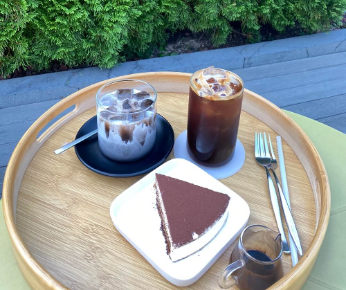 플레이스-지안-딥블랙