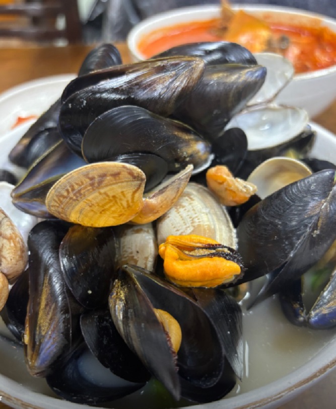 동네한바퀴-도토리-김영권-막줄래국시