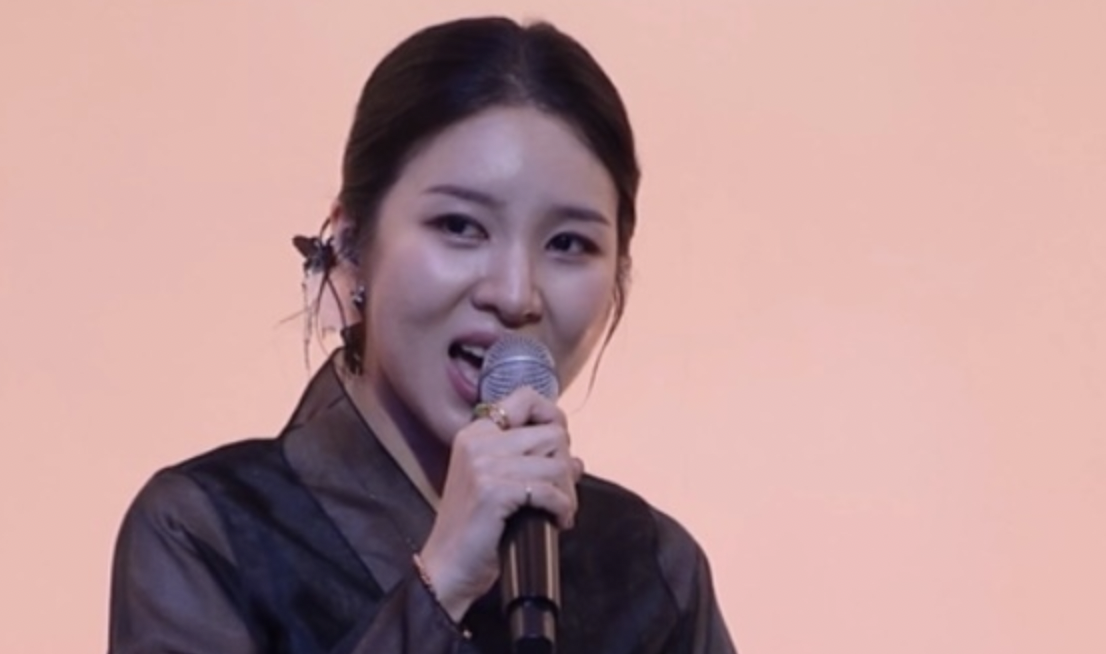 무속인 최희재