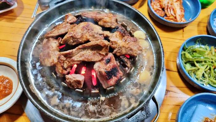 토요일은밥이좋아 토밥좋아 천안 40년 전통 숯불갈비 맛집