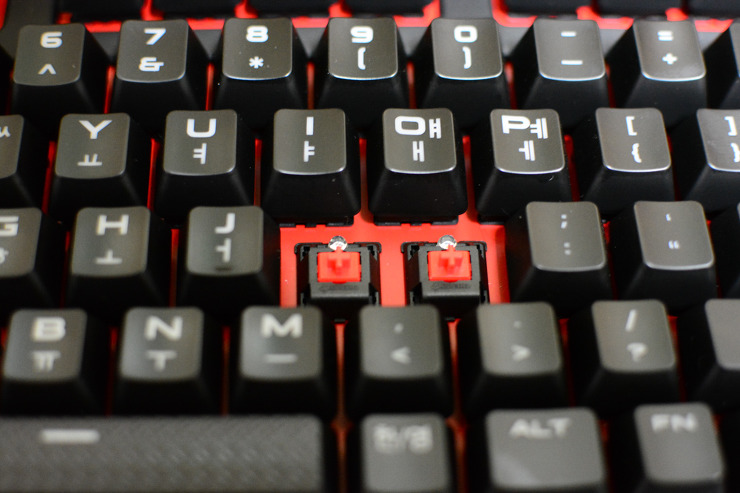 멤브레인과 무접점과 기계식 키보드 차이