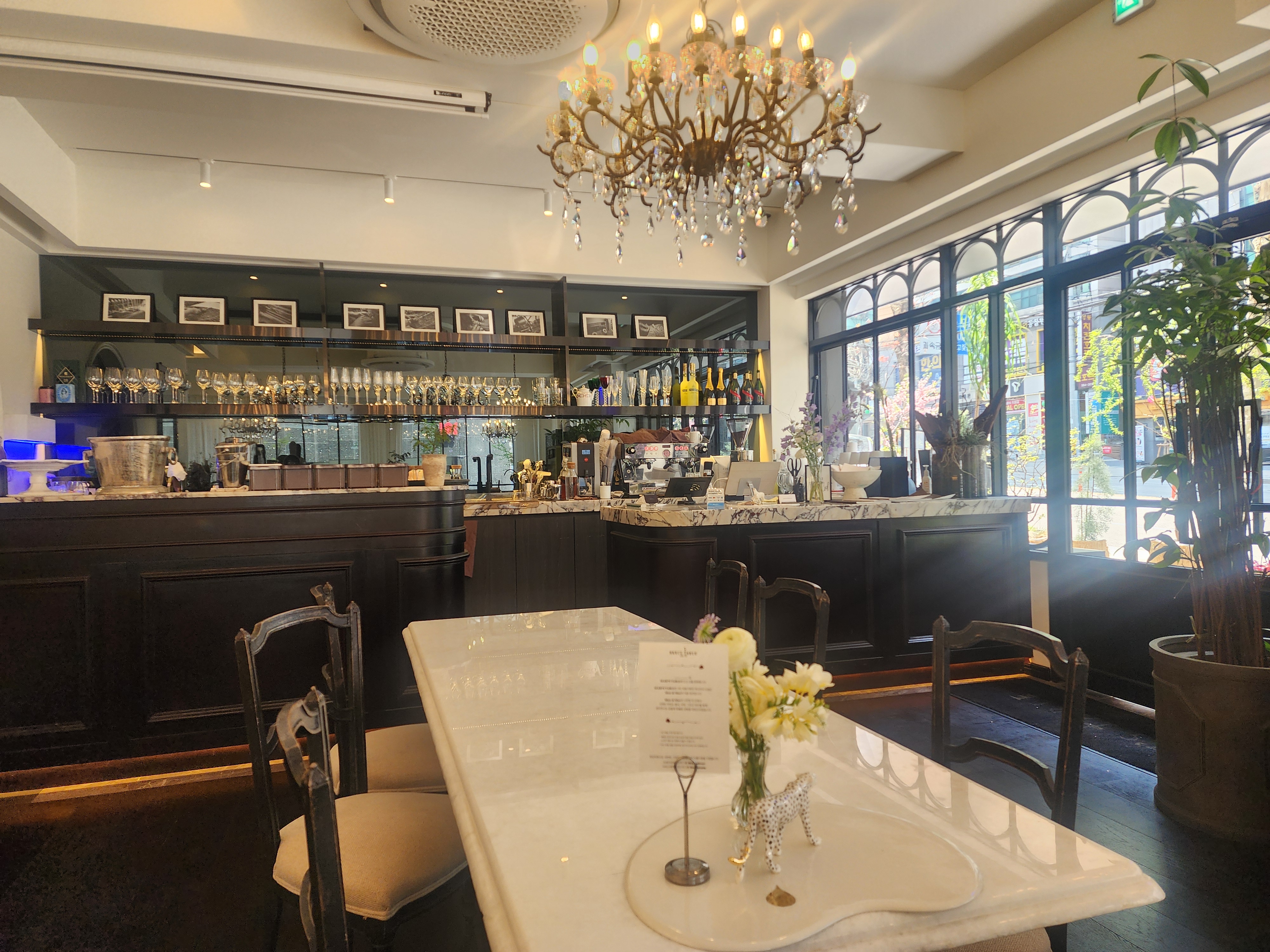 마리스테이블 in 남부터미널