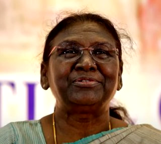 인도 대통령 드라우파디 무르무 프로필 여자 대통령 정보