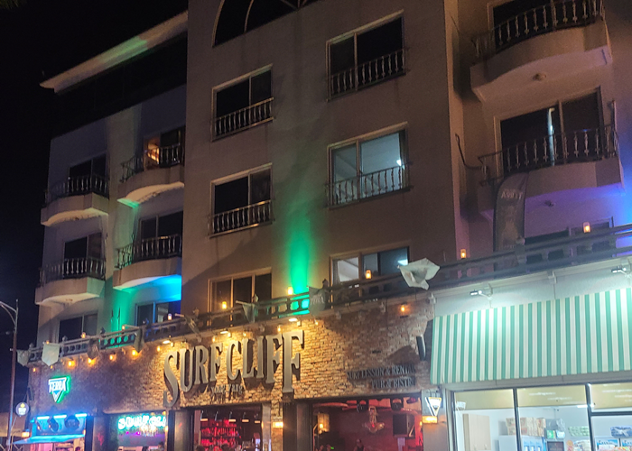 검은색-어두운-배경