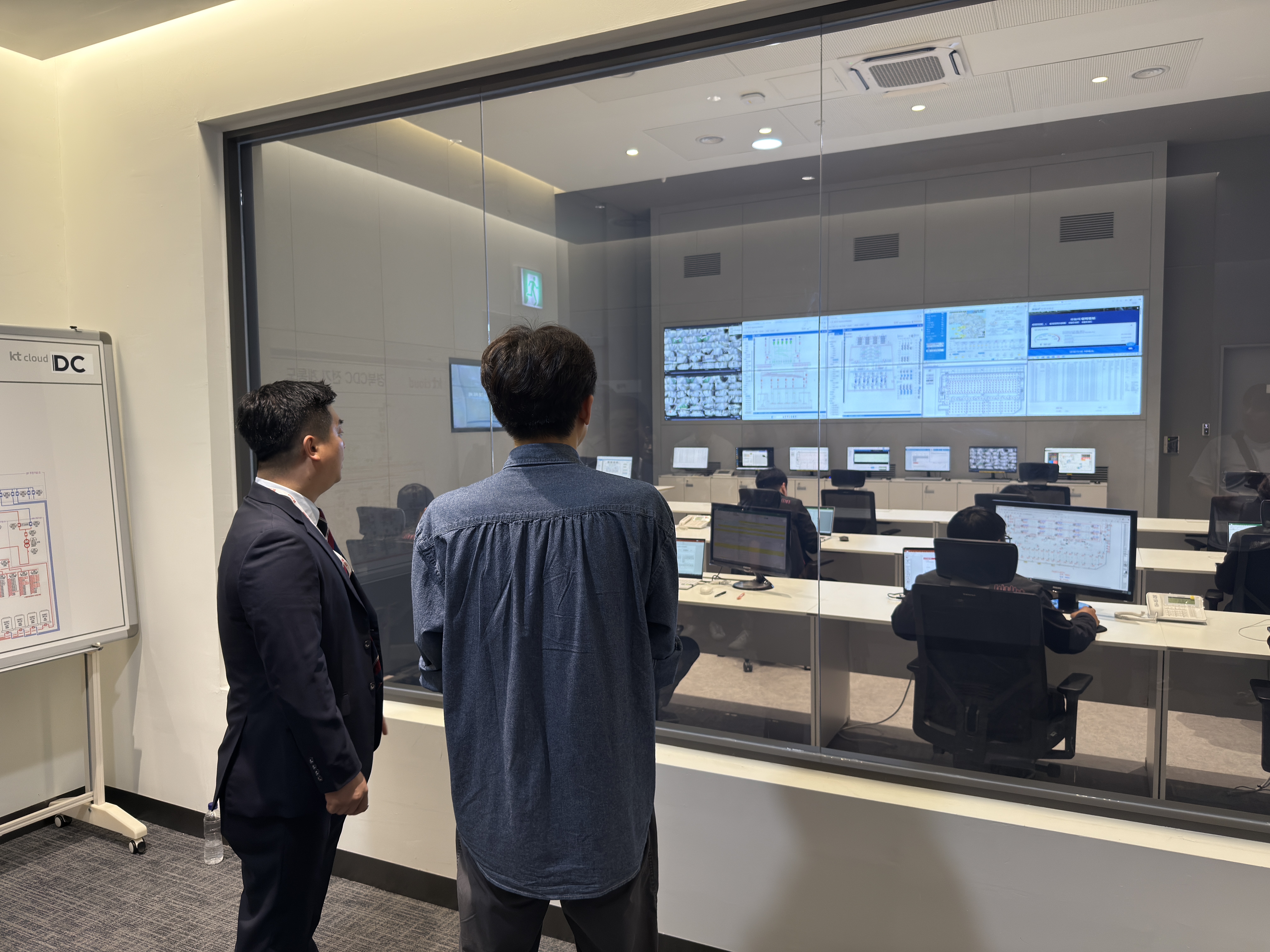 [News Digest] kt cloud, 전국 최초 민&middot;관 협력 '경북 AI 클라우드 데이터센터' 준공.. AI&middot;데이터 산업 생태계 활성화 기대