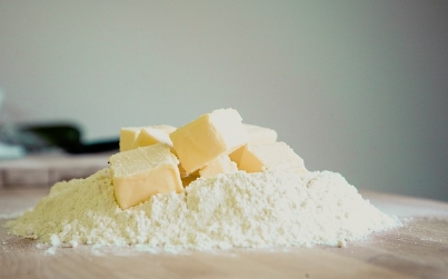 기름때 청소 밀가루