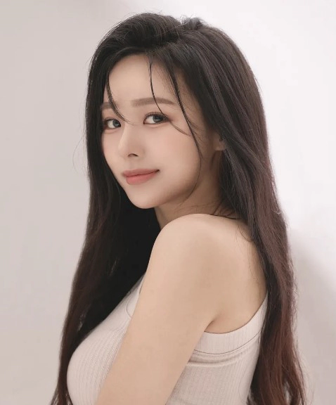 한초임 프로필