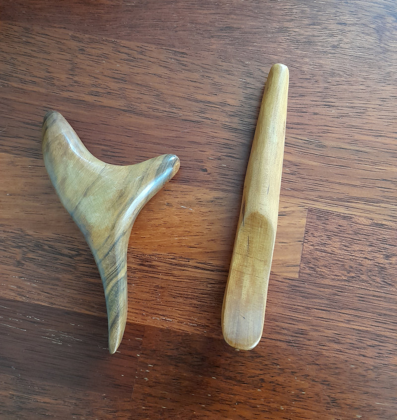 뭉친 근육을 푸는 데 효과적인 마사지봉