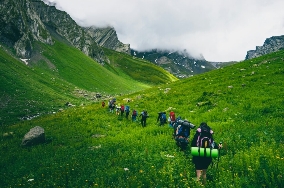 조지아 트레킹 중인 사진