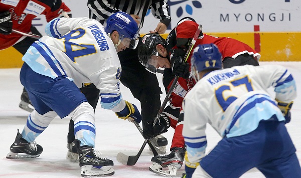 안양 한라 아이스하키 경기 장면