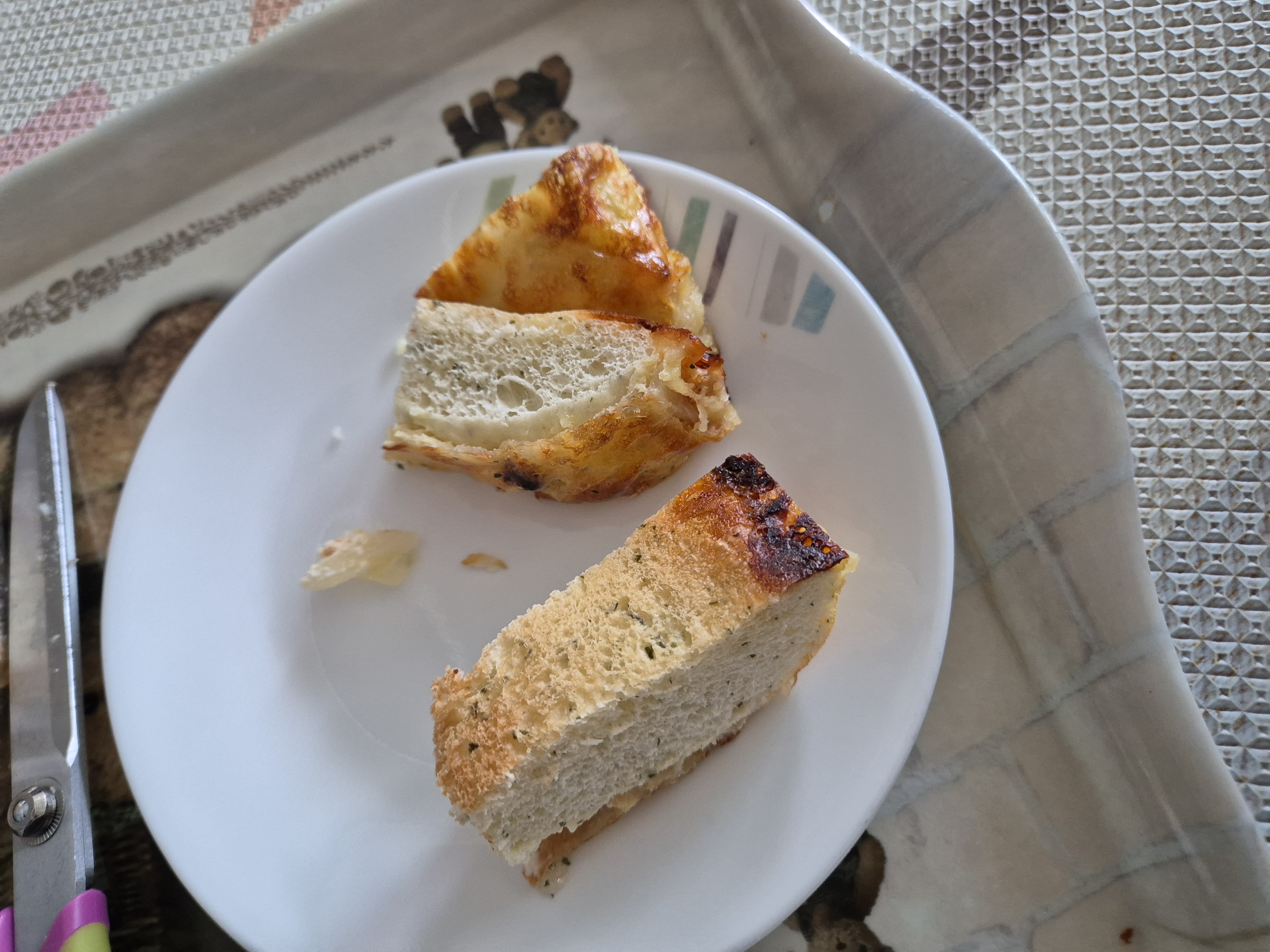 소맥 베이커리 양파빵 단면