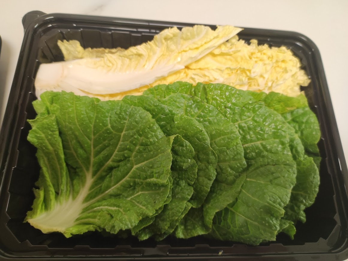 과메기 쌈용 배추와 상추 신선 채소