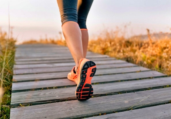 발목-염좌-후-걷기