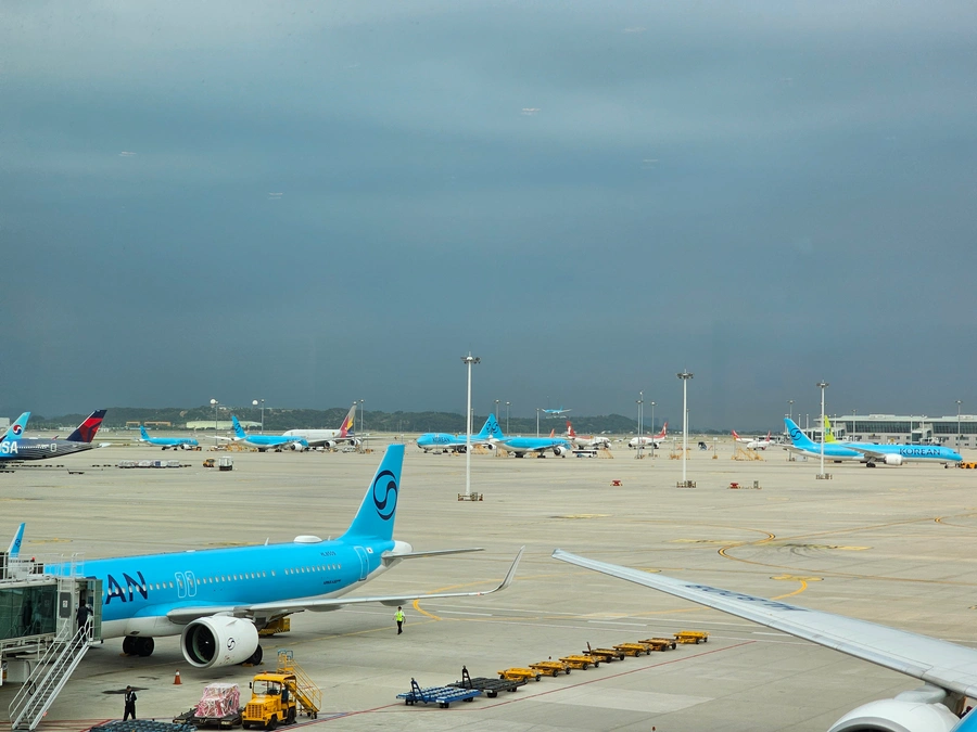 대한항공 부산 - 인천 내항기 인천공항