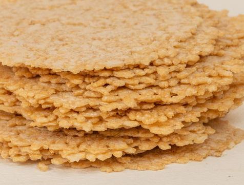 누룽지 건조시키는 모습