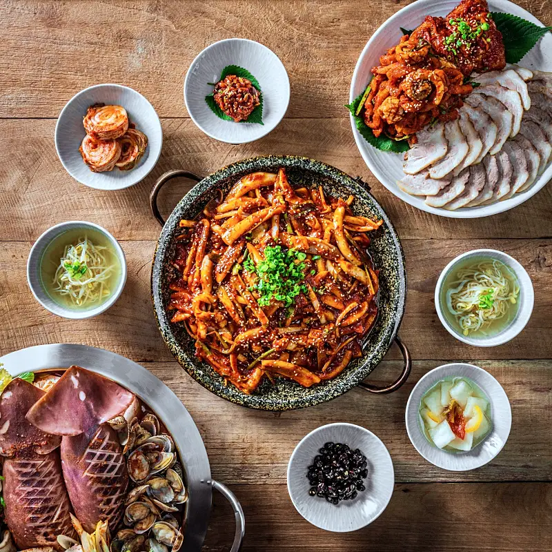 인생 2막의 성공 신화를 이끈 오징어 볶음, 보쌈, 요리 한 상 발산 마곡 맛집 추천 생방송투데이 리얼맛집 오늘방송 맛의 승부사