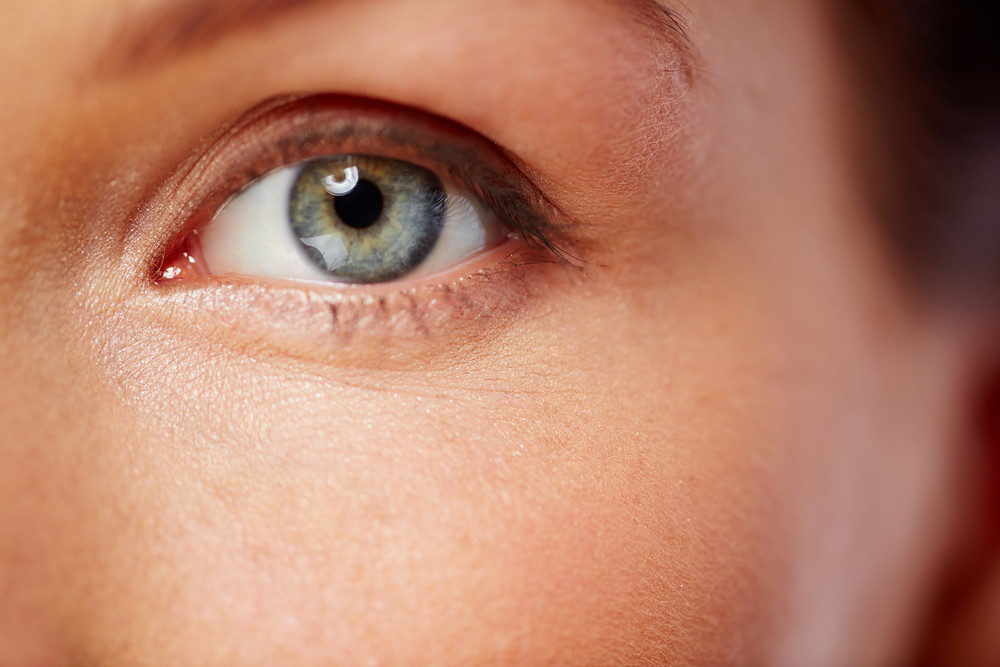 눈밑이-떨리는-증상