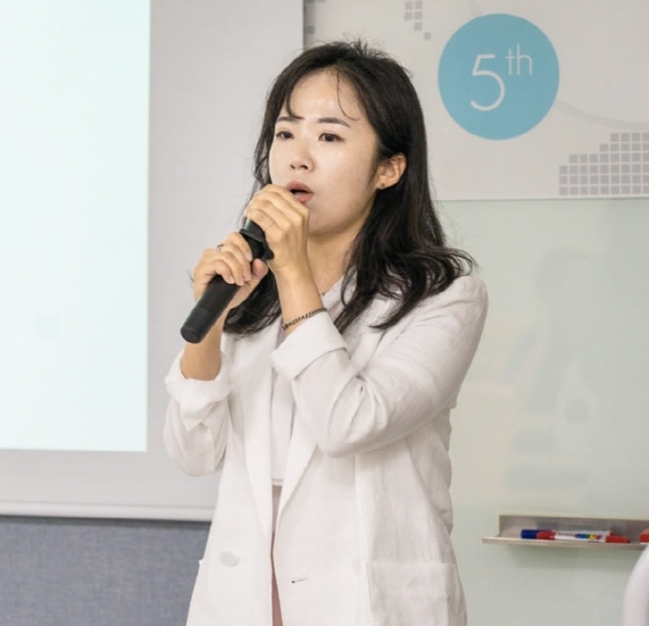 여명