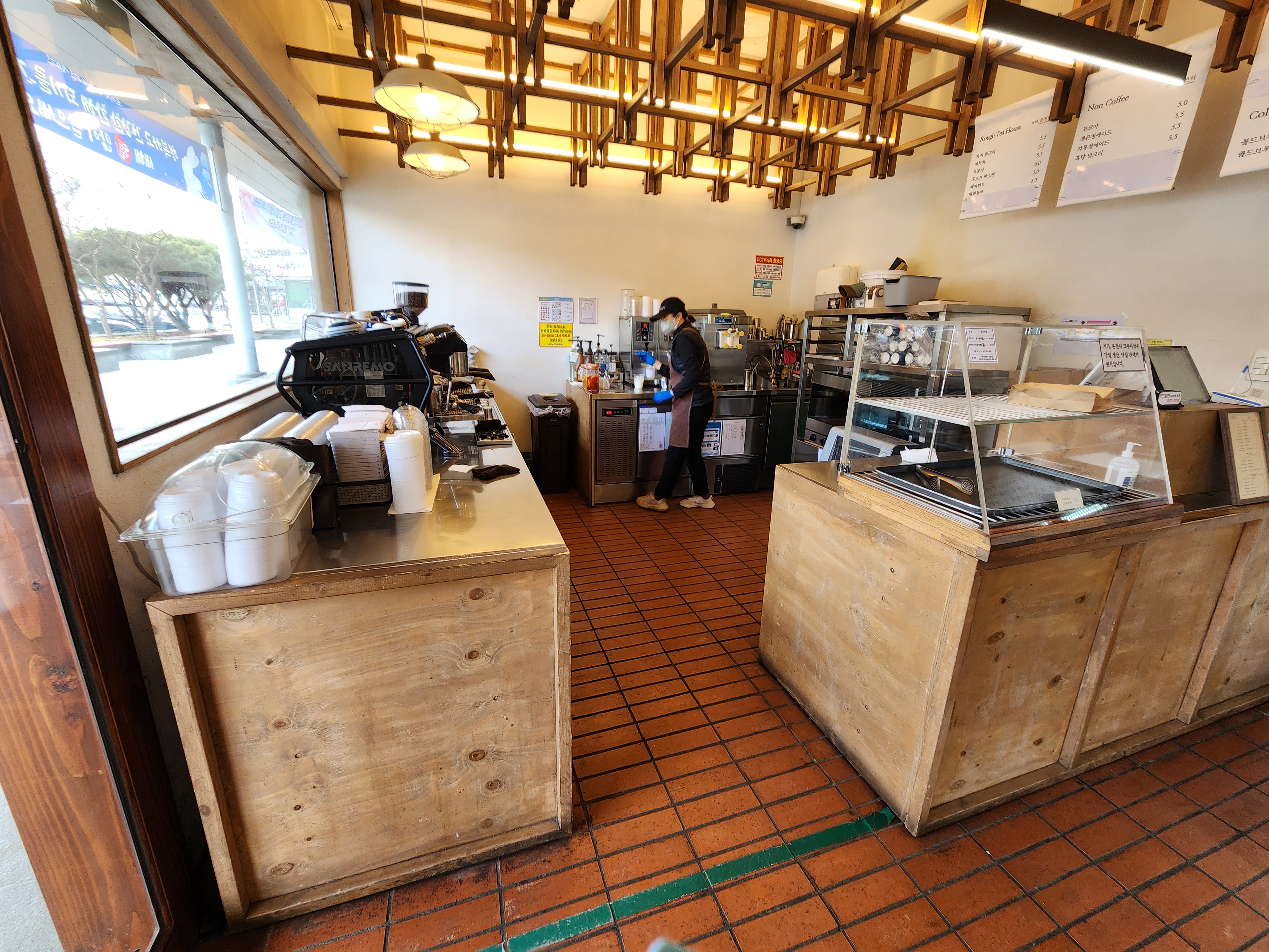 카페 음료 제조 공간