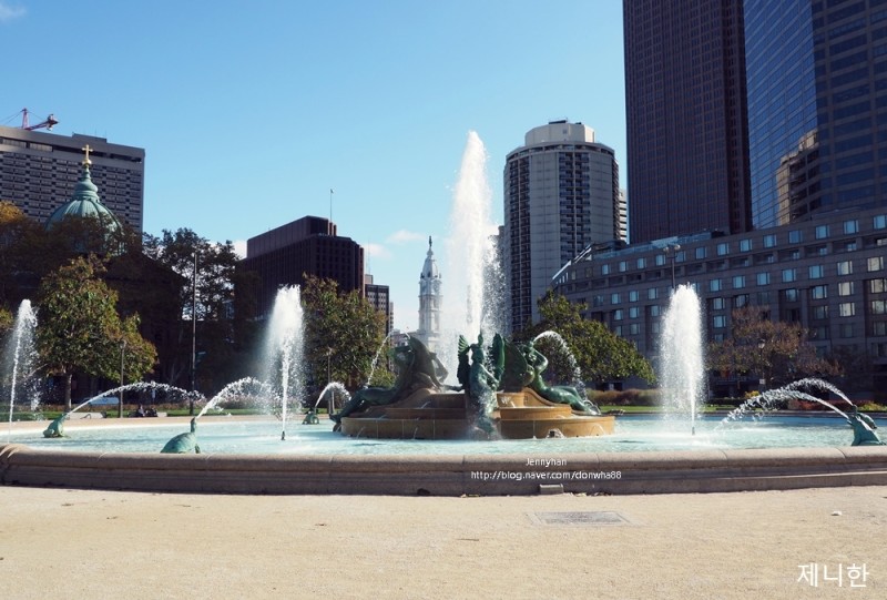 스완 기념 분수(필라델피라 로건 광장)