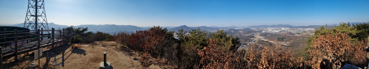 왼쪽 송신탑, 불곡산에서 우측 옥정 신도시까지 파노라마뷰,