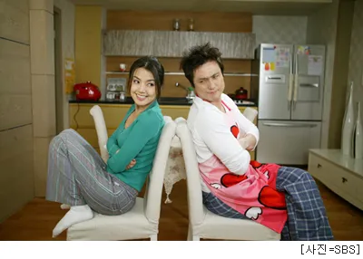 신애라 손창민 주연 코믹 가족 드라마 불량주부 주요 장면