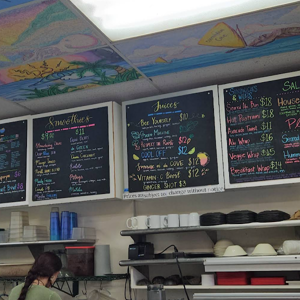 다-코브-헬스-바-앤-카페-내부-사진